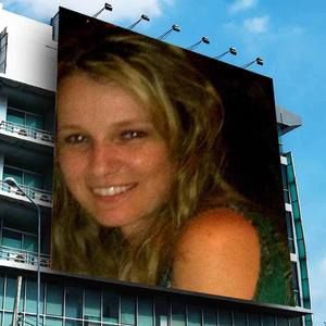 Meet your Posher, Eva